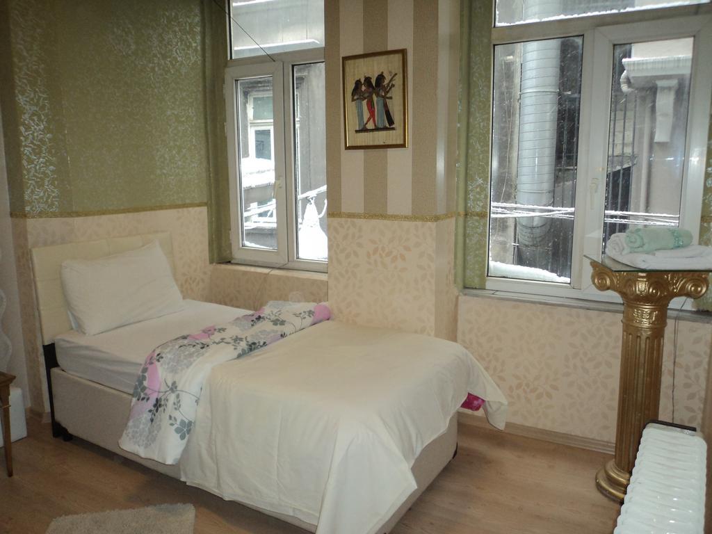 New Redriver Hostel 伊斯坦布尔 客房 照片